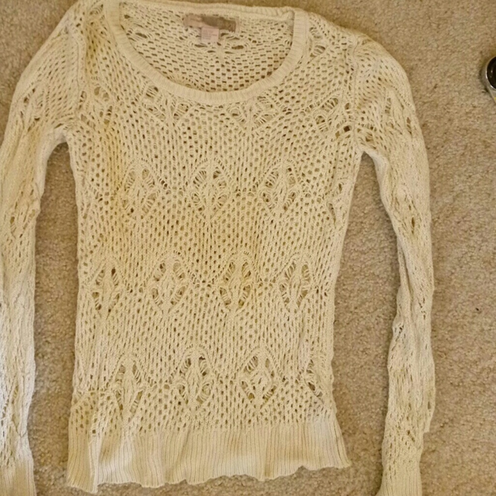 Love 21 crochet sweater in beige